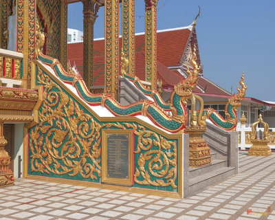 Wat Nong Yai Phra Ubosot Entrance Naga (DTHCB0215)