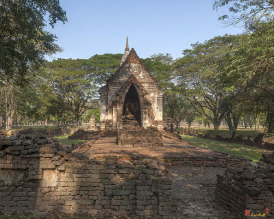Wat Suan Keao Utthayan Noi Ubosot or Wihan and Mondop (DTHST0103)