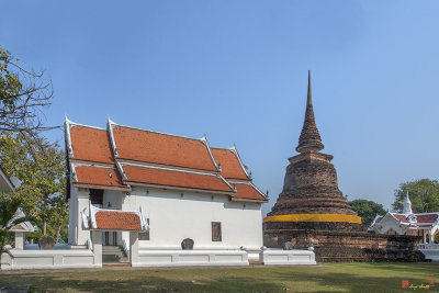 Wat Traphang Thong Lang Phra Ubosot and Main Chedi (DTHST0168)