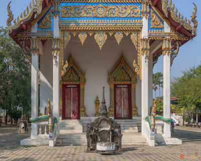 Wat Ban Na Phra Ubosot Entrance (DTHST0180)