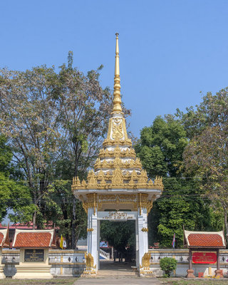 Wat Ban Na Temple Gate (DTHST0196)