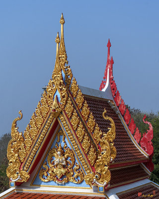 Wat Khiriwong Phrachulamanee Chedi Pavilion Gable (DTHNS0054)