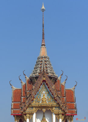 Wat Photharam Buddha Image Shrine Gable and Spire (DTHNS0085)