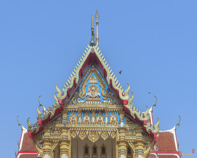Wat Phrom Chariyawat Phra Ubosot Gable (DTHNS0116)