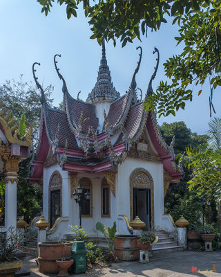 Wat Phrom Chariyawat Shrine (DTHNS0137)