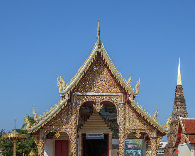 Wat Phra That Hariphunchai Wihan of the Travelling Buddha Gable (DTHLU0021)
