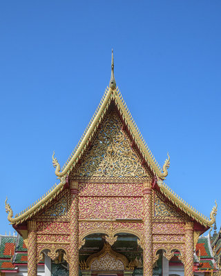 Wat Phra That Hariphunchai Wihan of the Enlightened Buddha Gable (DTHLU0024)