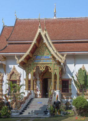 Wat Phra That Hariphunchai Museum Entrance (DTHLU0034)