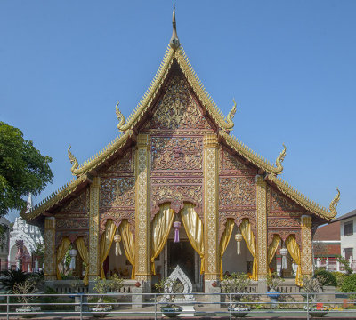 Wat Phra That Hariphunchai Phra Ubosot (DTHLU0036)