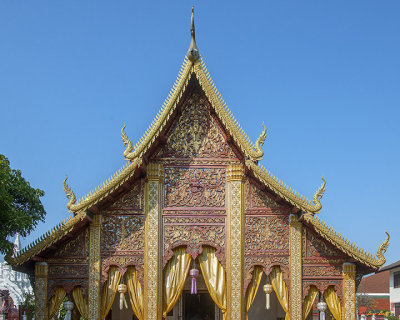 Wat Phra That Hariphunchai Phra Ubosot Gable (DTHLU0037)