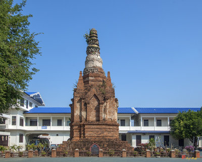 Wat Phra That Hariphunchai  Chiang Yan Chedi (DTHLU0047)