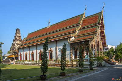 Wat Chamthewi Wihan Luang and Suwan Chedi Jungkote (DTHLU0069)