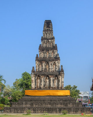 Wat Chamthewi Suwan Chedi Jungkote or Chedi Kukut (Ku Kuthi) (DTHLU0071)