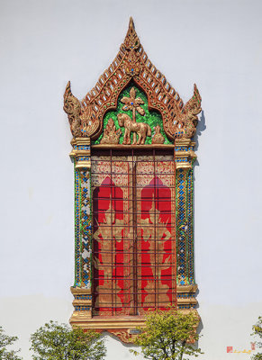 Wat Chamthewi Wihan Luang Window (DTHLU0067)