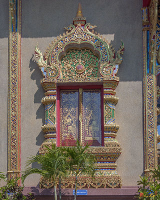 Wat Rong Sao Wihan Luang Window (DTHLU0161)