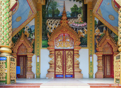 Wat Mae San Ban Luk Phra Ubosot Entrance (DTHLU0193)
