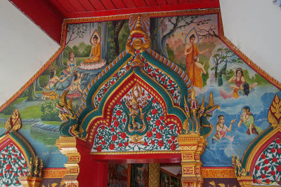 Wat Si Bunruang Wihan Luang Door Lintel and Entrance Painting (DTHLU0242)