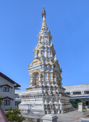 Wat Si Bunruang Phra That Chedi (DTHLU0250)
