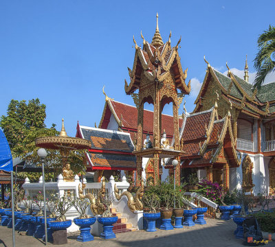 Wat Mahawan Bell Tower and Shrines (DTHLU0294)