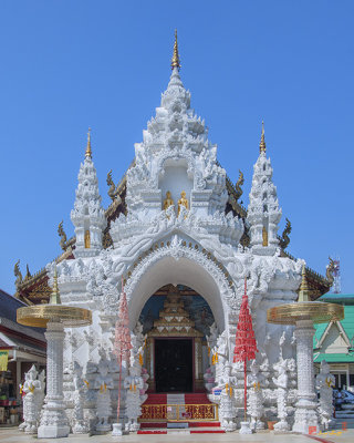 Wat Sun Pa Yang Luang Wihan Luang Gate (DTHLU0315)