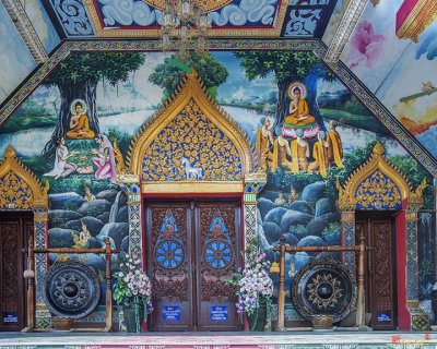 Wat Suan Dok Wihan Luang Doors and Entrance Painting (DTHLU0349)