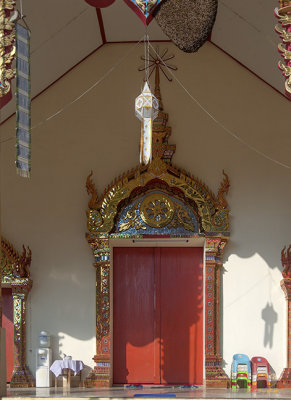 Wat Kantharam Phra Wihan Center Door (DTHCM1018)