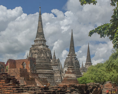 Chedis at Wat Phra Si Sanphet (DTHA020)