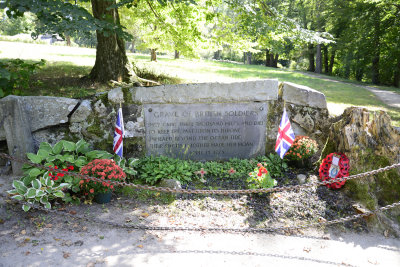 Grave of British Solders at North Bridge