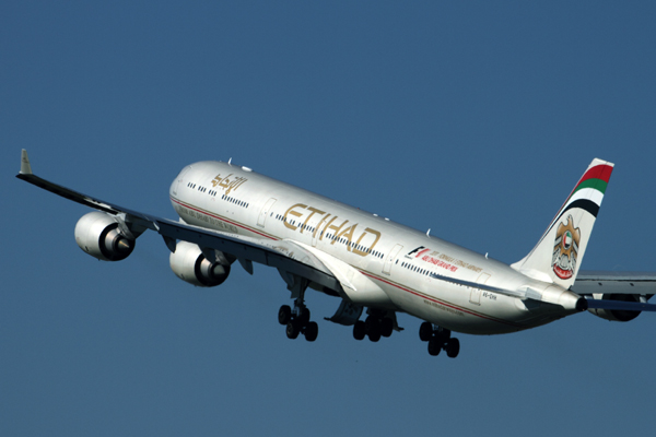 ETIHAD AIRBUS A340 600 SYD RF IMG_0269.jpg