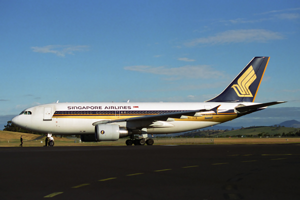 SINGAPORE AIRLINES AIRBUS A310 300 HBA RF 1103 14.jpg