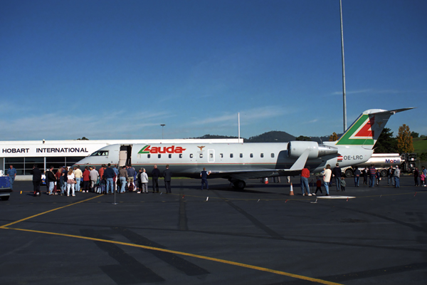 LAUDA CANADAIR CRJ HBA RF 1363 25_filtered.jpg