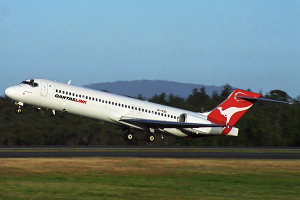 QANTAS LINK BOEING 717 HBA RF 1690 7.jpg