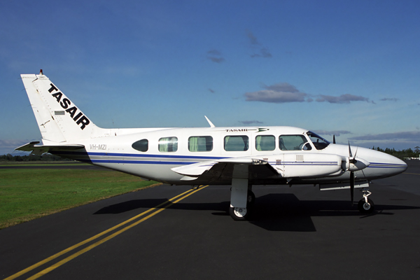 TASAIR PIPER PA31 HBA RF 1714 22.jpg