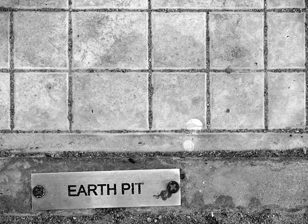 earth pit.jpg