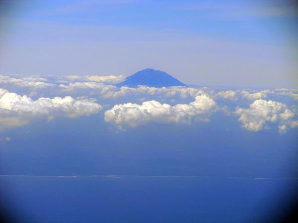 agung from 10000.jpg