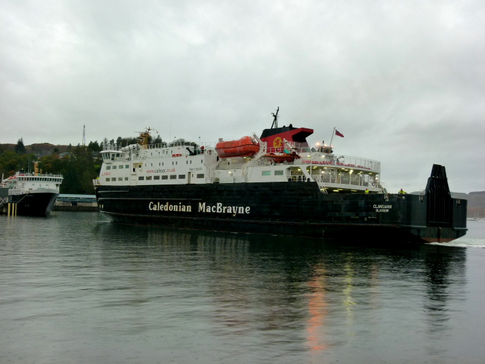 CLANSMAN (1988) @ Oban, Scotland (Arriving)