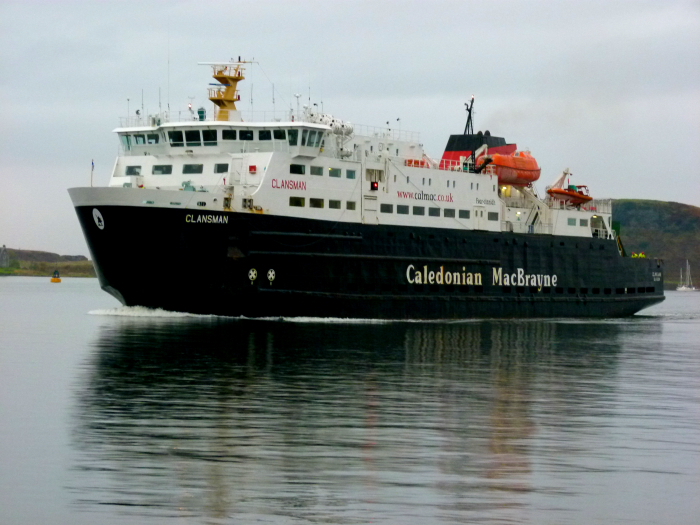 CLANSMAN (1988) @ Oban, Scotland (Arriving)