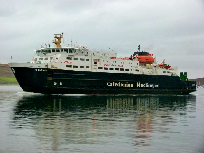 CLANSMAN (1988) @ Oban, Scotland (Arriving)