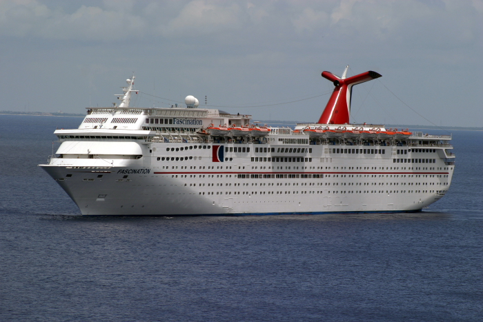 CARNIVAL FASCINATION  (1994) @ Cozumel, Mexico
