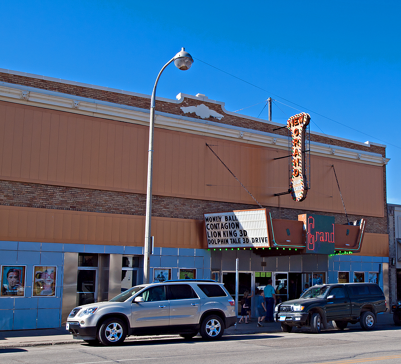 The New Grand theater