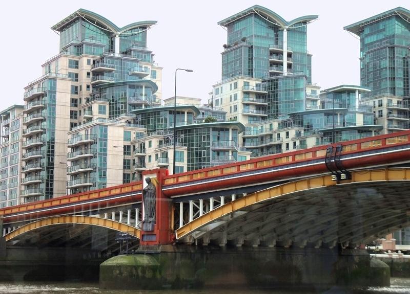 VAUXHALL BRIDGE