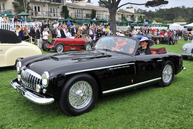 1951 Talbot Lago T26 Stabilimenti Farina Grand Sport, Peter & Merle Mullin, at 2010 Pebble Beach Concours dElegance (4129)