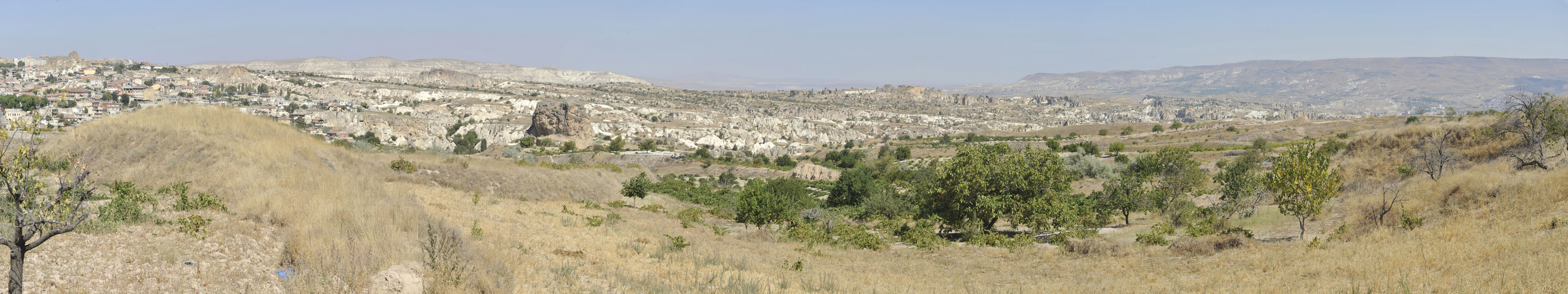 Ortahisar september 2011 9600 panorama_crop.jpg
