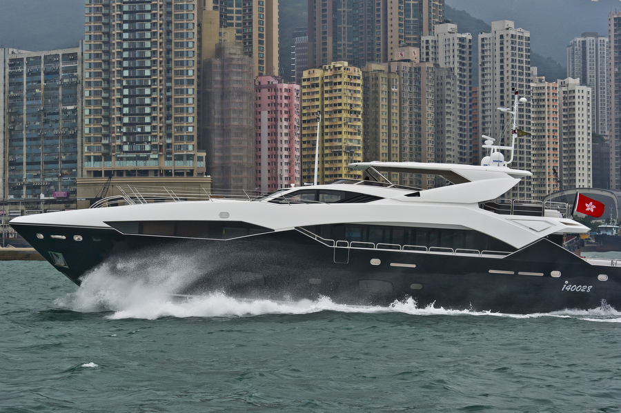 Low res - Sunseeker - Predator 115 163.JPG