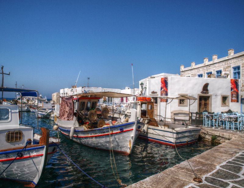 Paros