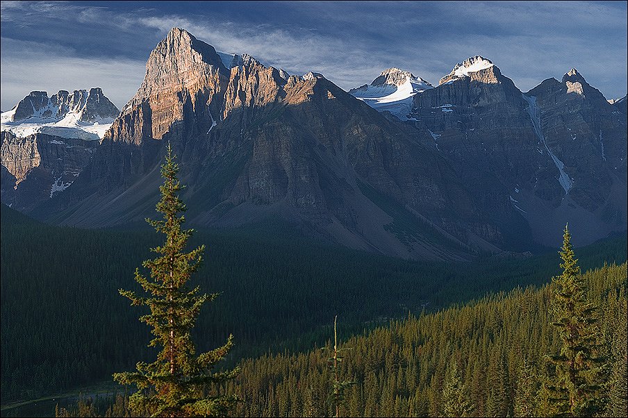 Ten Peaks Valley, Alberta, Canada