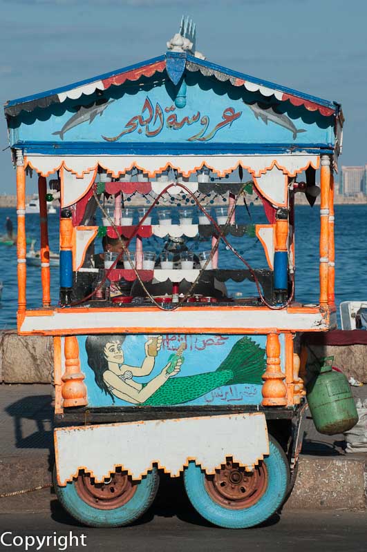 Egypt: Refreshment barrow, Alexandria