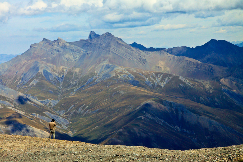 wide view  (alt 3200 m.)