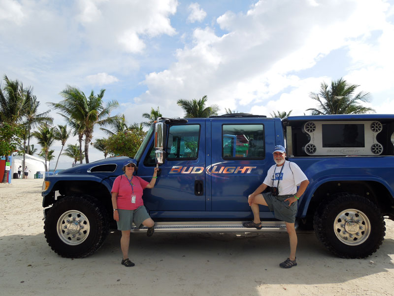 International MXT 4x4 Pickup