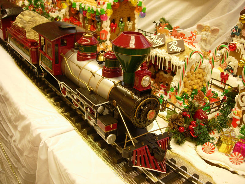 T:  White Christmas Express Train